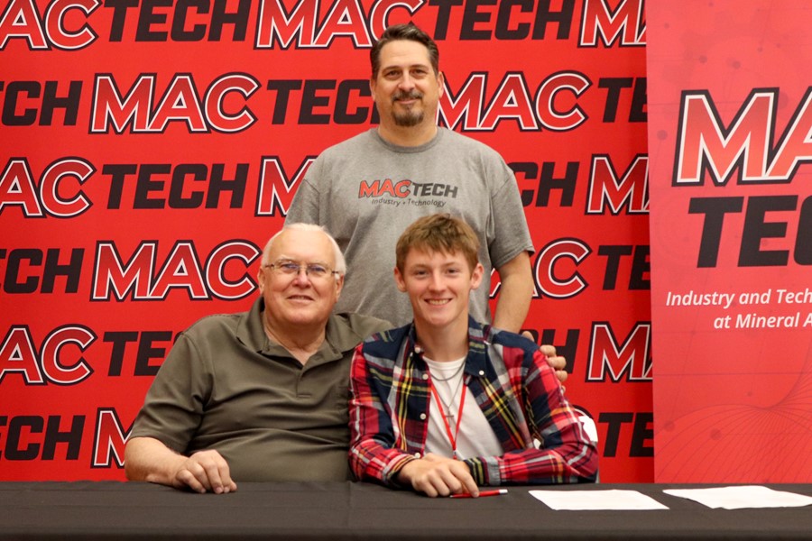 Nicholas Daugherty, Engineering Tech/Manufacturing, Windsor High School